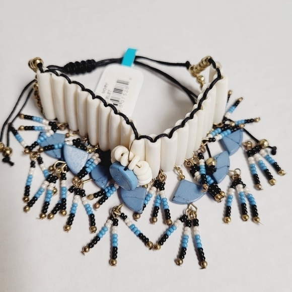 Shiraleah Chicago Women's Janelle Ivory And Blue Beaded Tassel Bohemian Bracelet - Picture 2 of 6